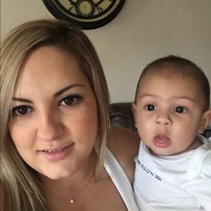 Meet your Posher, Nora