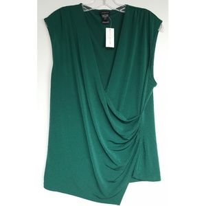 Gorgeous emerald green shell