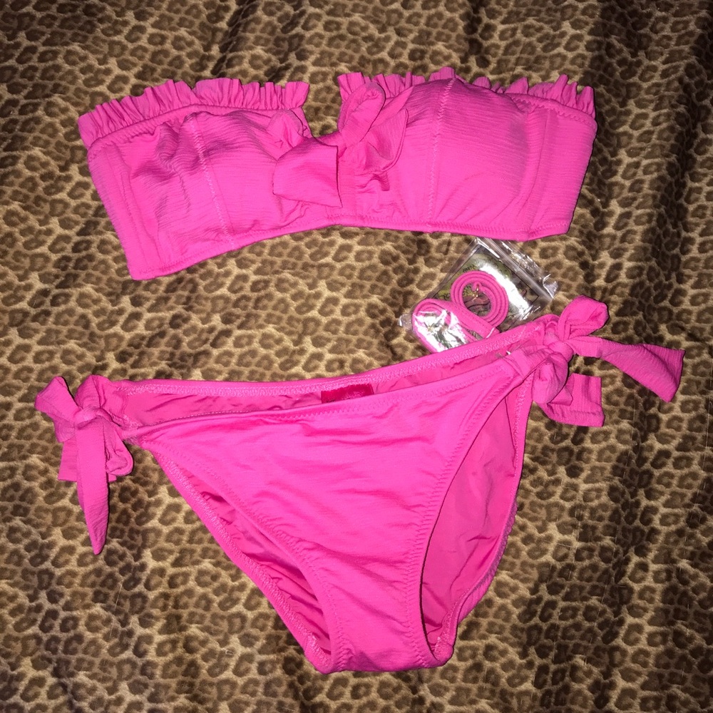 Brand new💕 BETSEY Johnson 👙!!