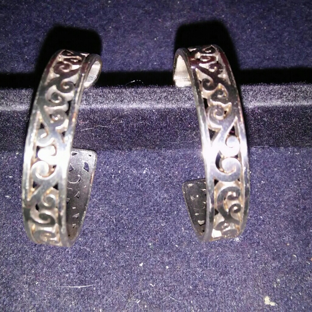 Brighton Hoop earrings.