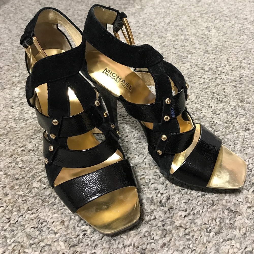 Michael Kors caged sandal Sz 6 1/2