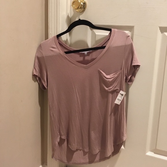Light Puple V-Neck - Picture 2 of 3