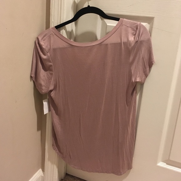 Light Puple V-Neck - Picture 3 of 3