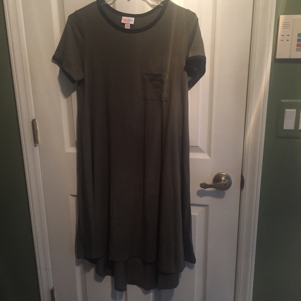 BNWOT Olive Green and black Lularoe Carly XS