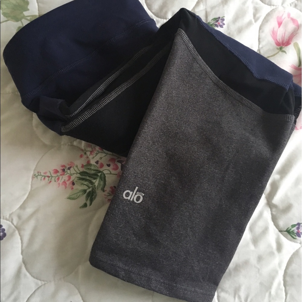 Navy & Grey Alo Yoga Crops