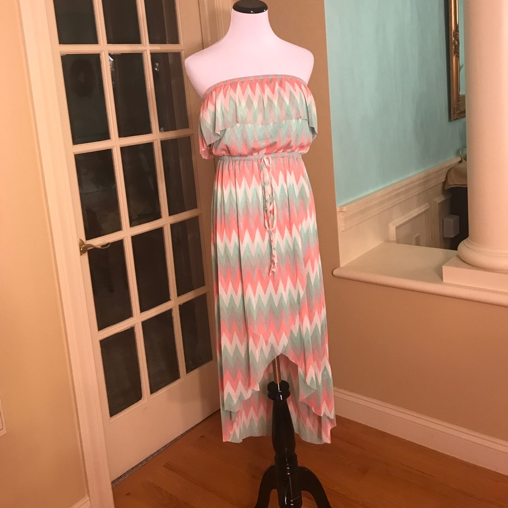 Flowy multicolored chevron tube dress