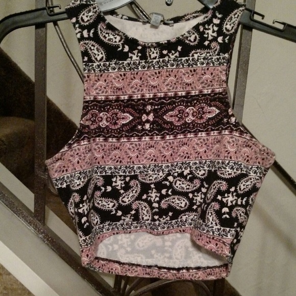 Boho Crop Top NEW - Picture 2 of 5