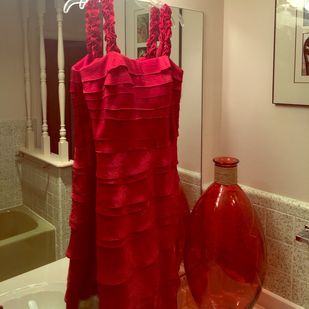 Sangria cocktail dress size 14 red
