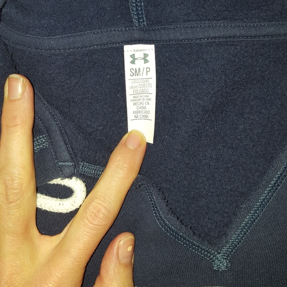 《Under Armour》NEW navy blue hoodie•block letters - Picture 3 of 4