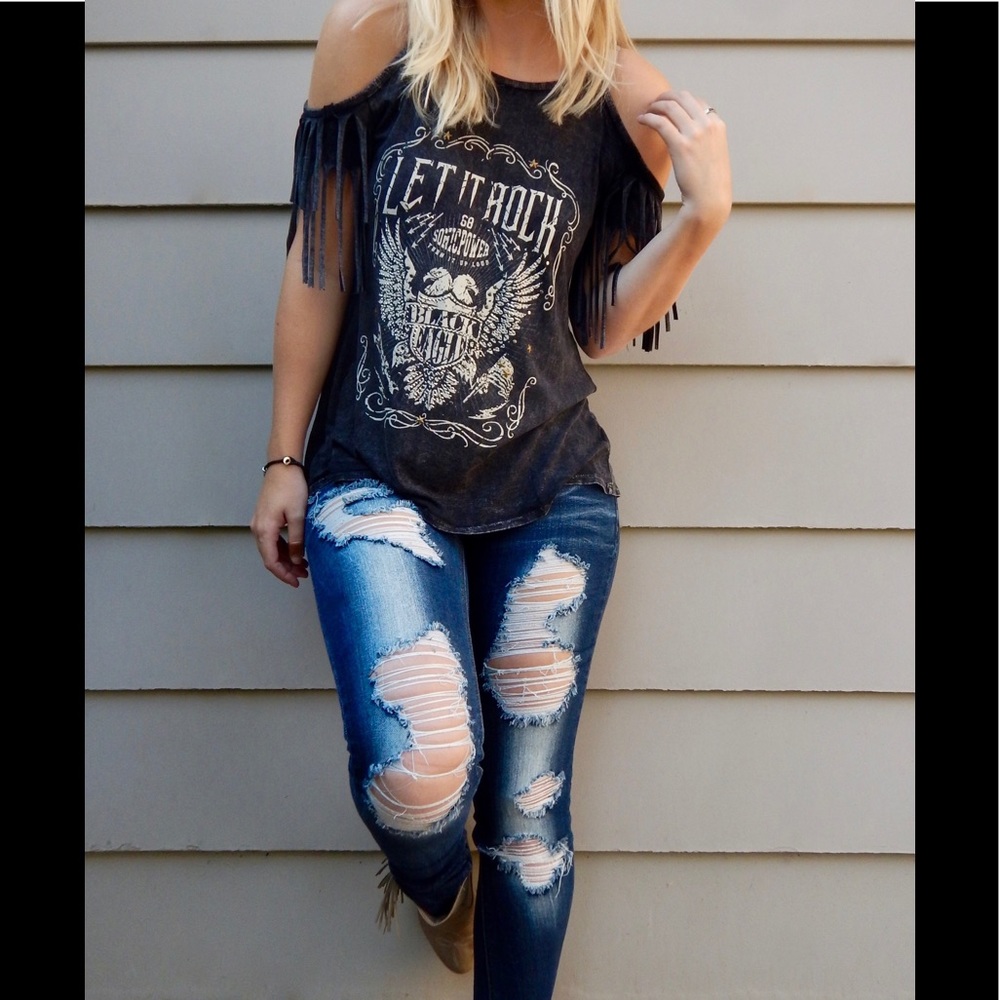 Fringe cold shoulder tee