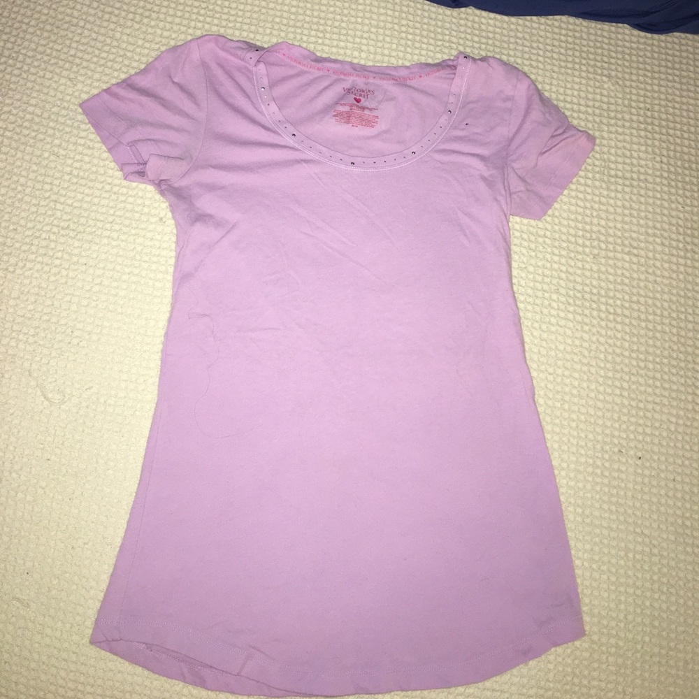 Light pink t-shirt