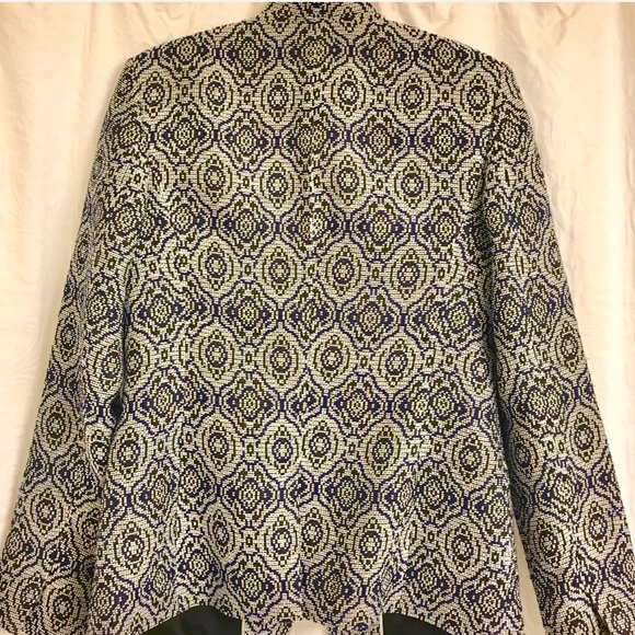 Banana Republic - Collarless Patterned Blazer sz 8 - Picture 4 of 4
