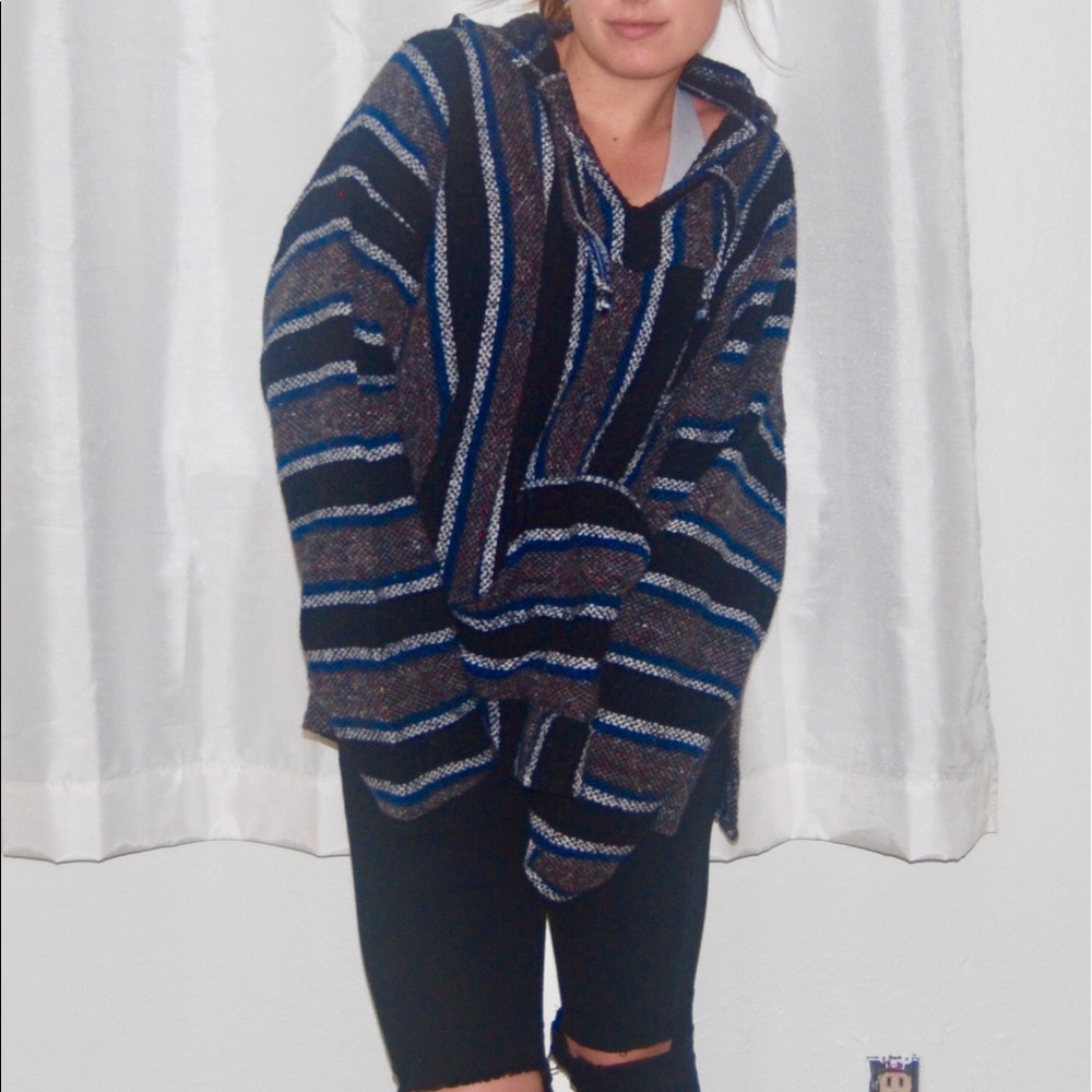 Wool Pullover - Picture 3 of 3