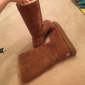 Tall ugg boots