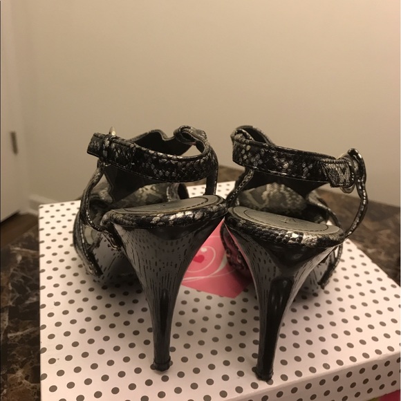 Shoes - Picture 3 of 3