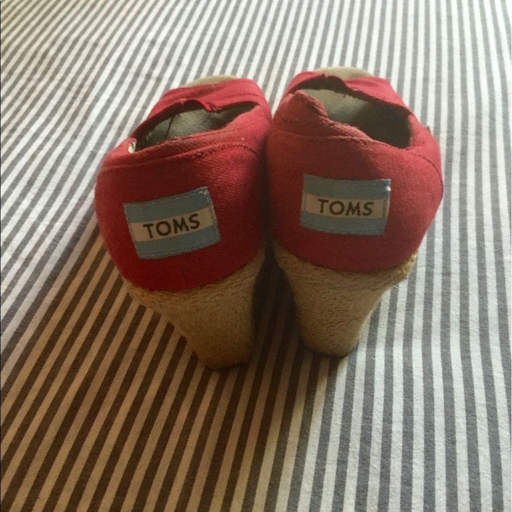 Red Tom's Wedges 5.5