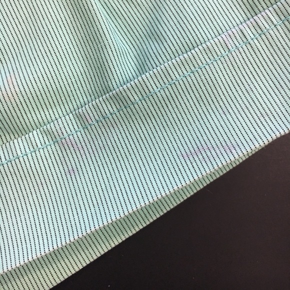 Green Short Shorts - Picture 2 of 8