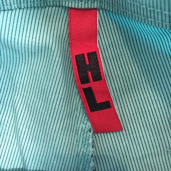 Green Short Shorts - Picture 4 of 8