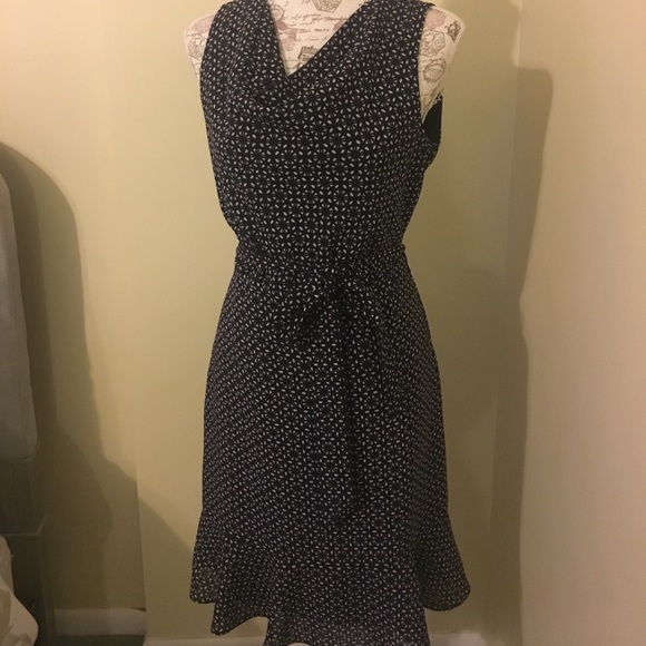 The Limited Dresses & Skirts - Beautiful The Limited dress