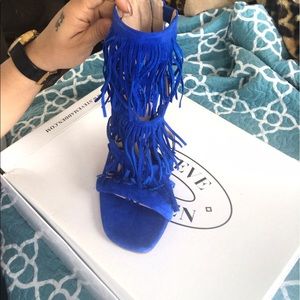 Steve Madden suede heels