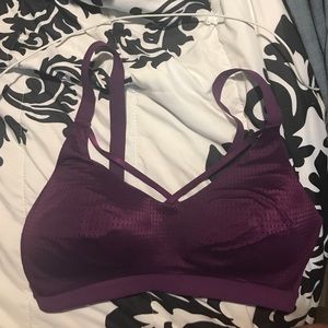 Victoria secret sports bra size Large