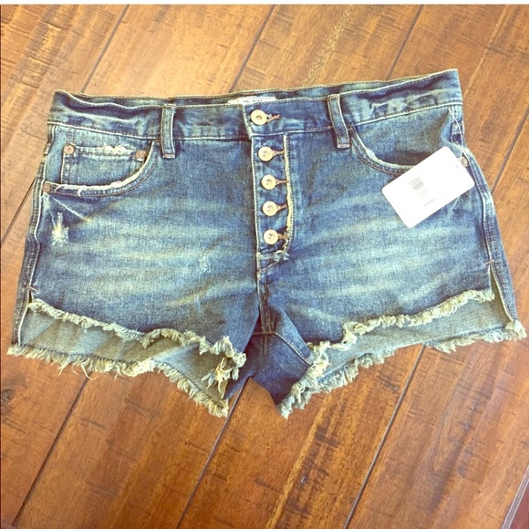 Free People 5 Button Cut Off Shorts - Picture 2 of 2