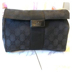 💯 authentic Gucci cosmetic pouch