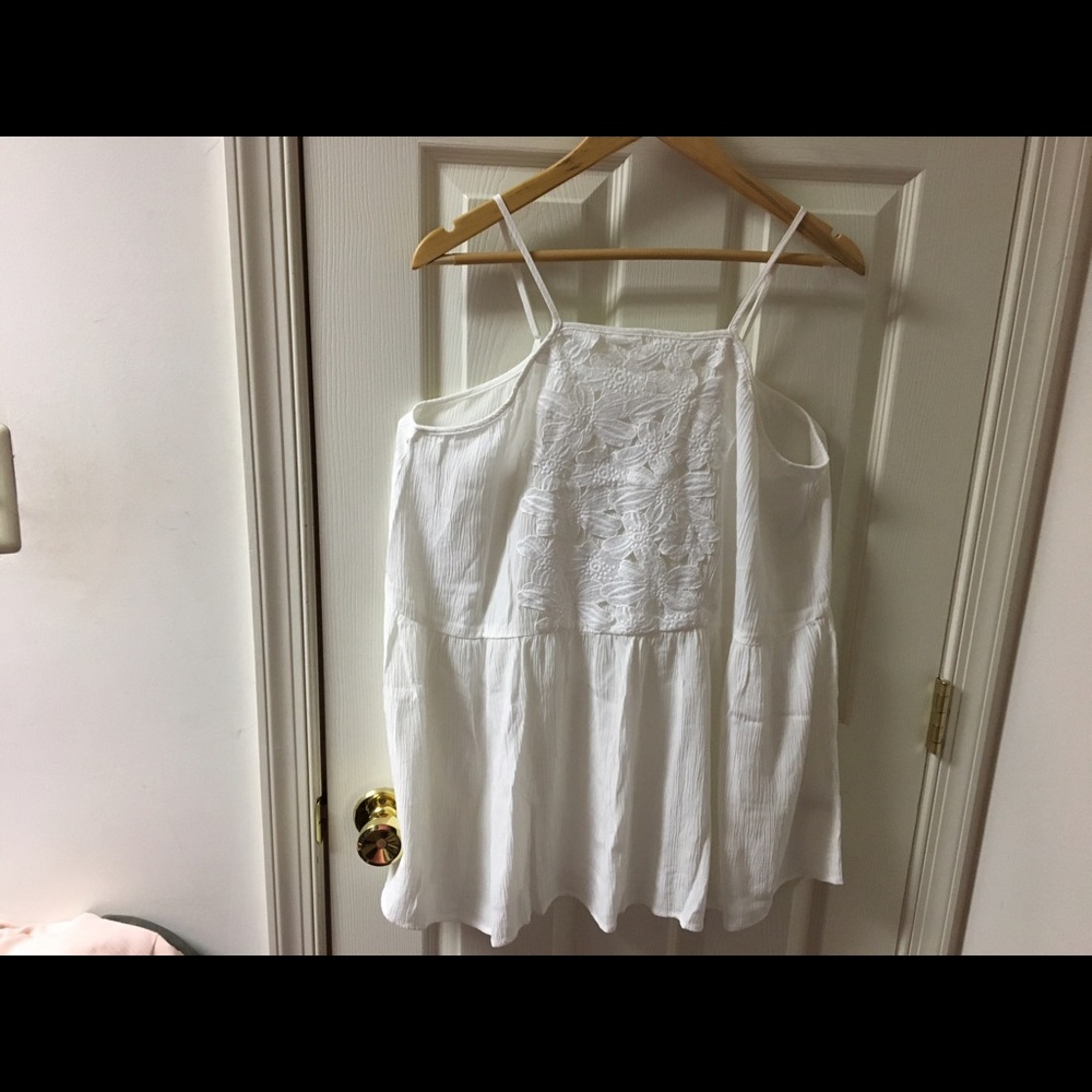 White Cami Swing Top. Size XXL. NWOT