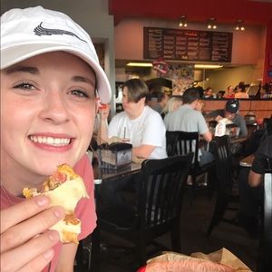 Meet your Posher, Brook