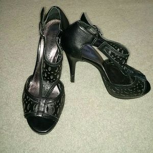 Audrey Brooke 4" heels
