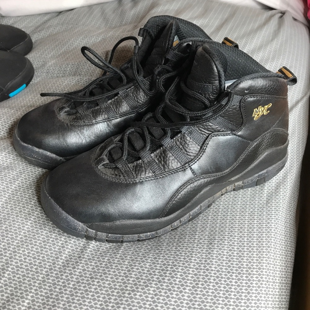 RETRO JORDAN 10S