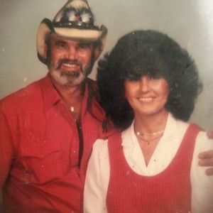 Meet your Posher, Eva