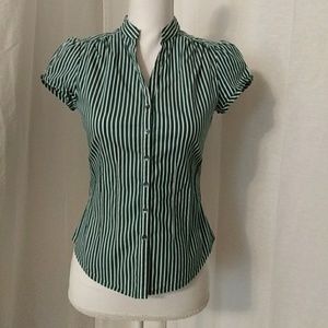 FINAL PRICE: NWOT Split Band Collar Fitted Blouse