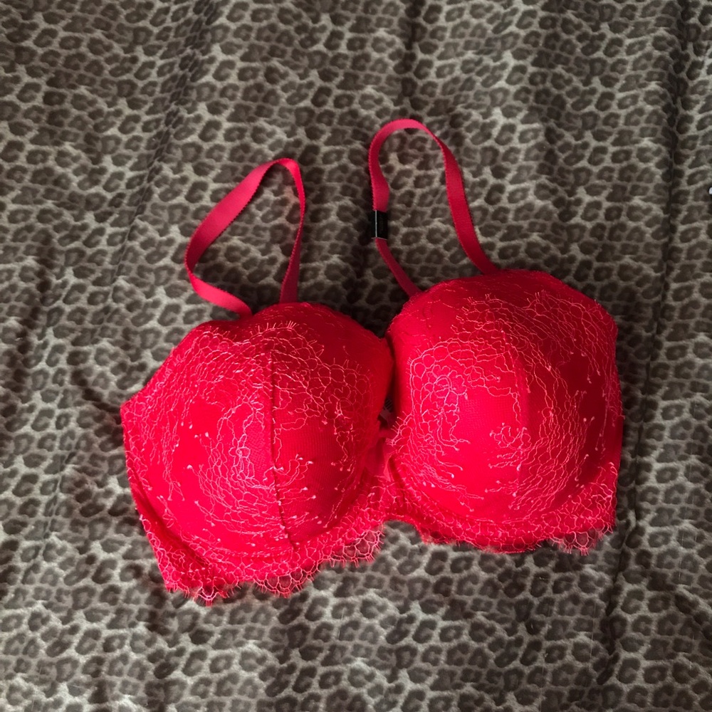 vS dream angels 36DDD NWT!!