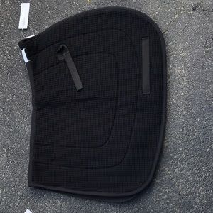 Black waffle saddle pad