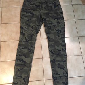 N Y & Co. Camo Leggings