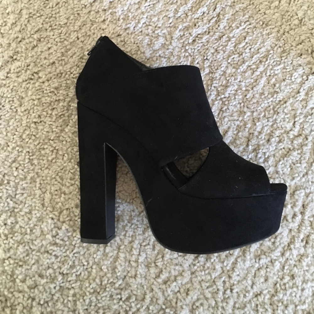 Size 8 Charlotte Russe heels