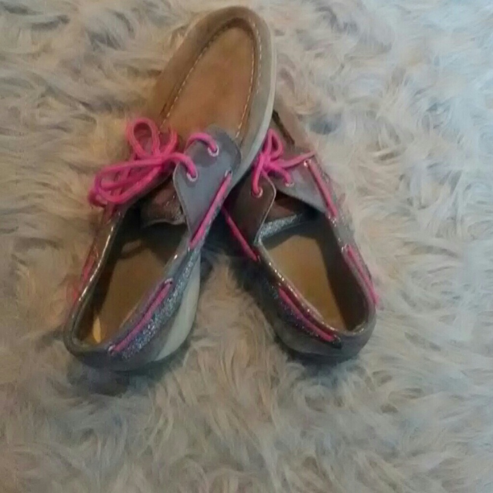 Pink and gray sperrys