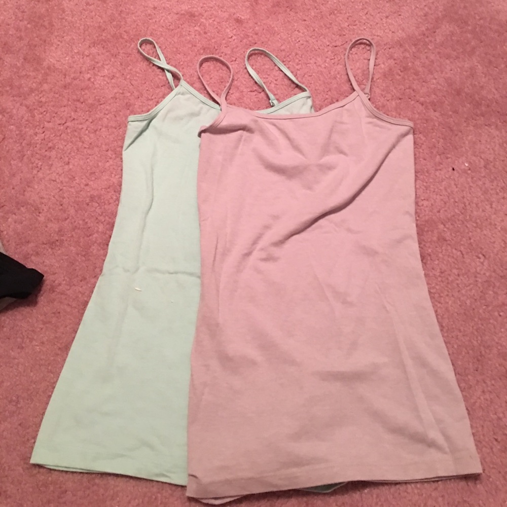 Tank tops monochrome colored perfect for summer