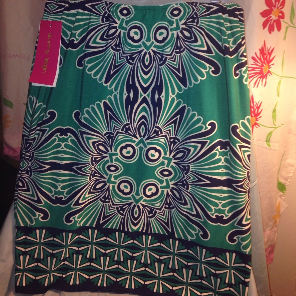 Pretty Sunny Leigh skirt