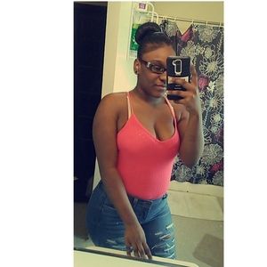 Meet your Posher, Liselis