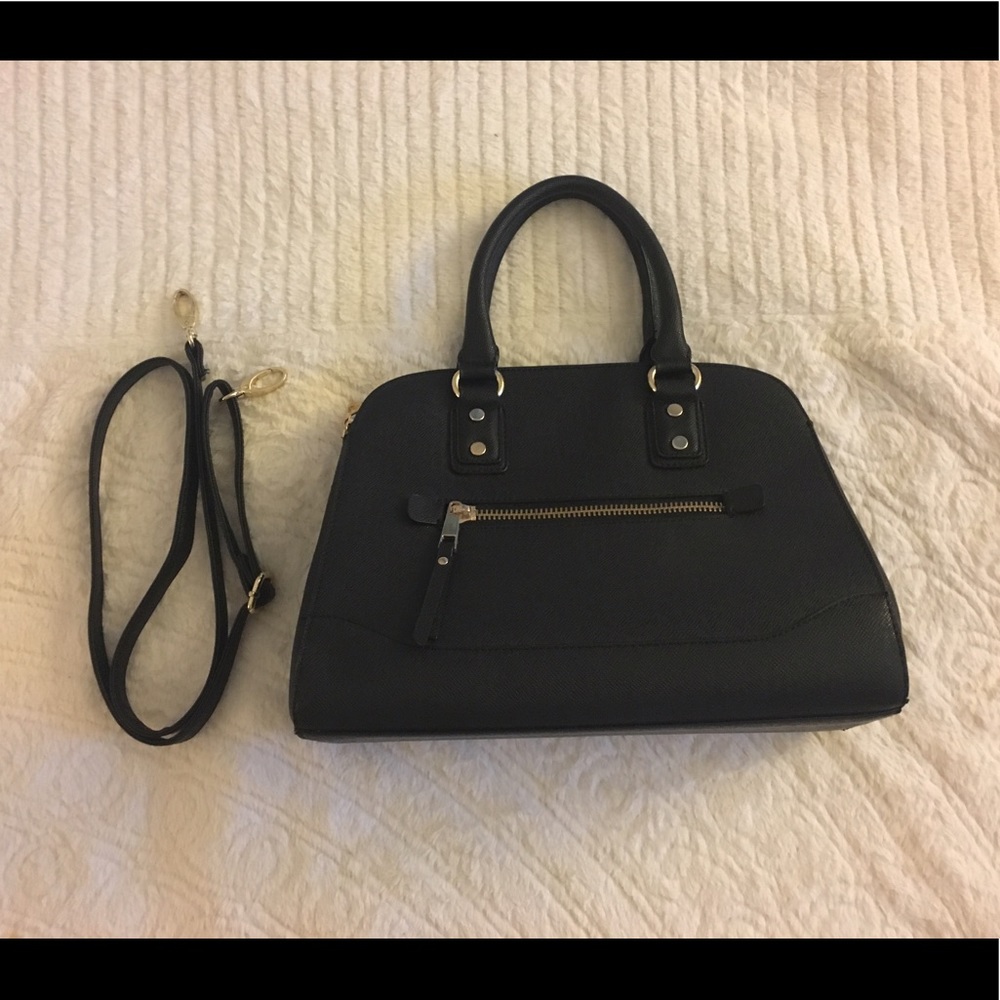 Aldo's black cross-body/handbag