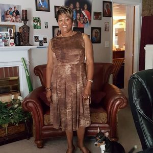 Meet your Posher, Rose