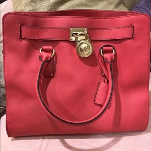 **LIKE NEW** Michael Kors Saffiano Leather Satchel