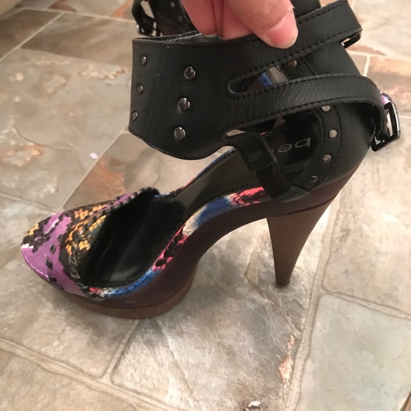 Multicolored ankle strap Bebe sandals - Picture 2 of 4