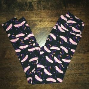 Lularoe flamingo tutus 😗😗😗😗😙😙😙