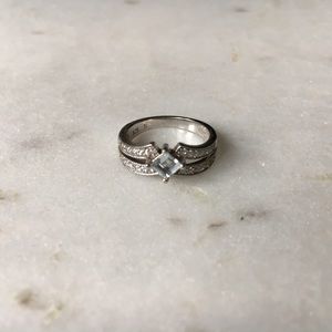Sterling Silver Blue Topaz Ring
