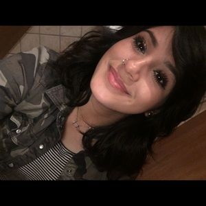 Meet your Posher, Guadalupe