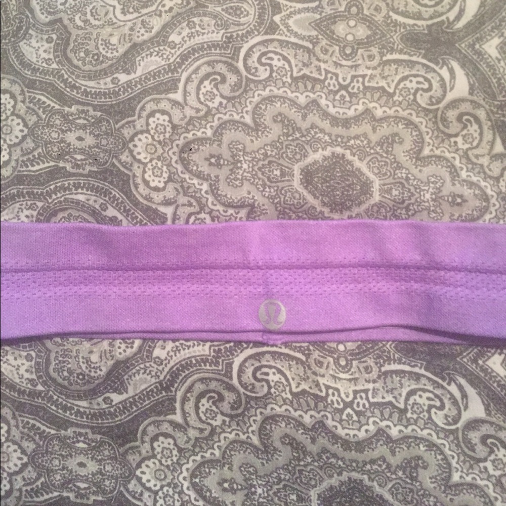 Purple almost new lululemon headband