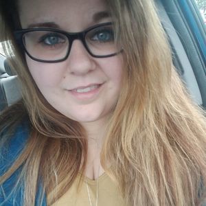 Meet your Posher, Kelli